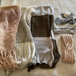 Hollister & American Eagle winter accessories hat headband and scarves lot